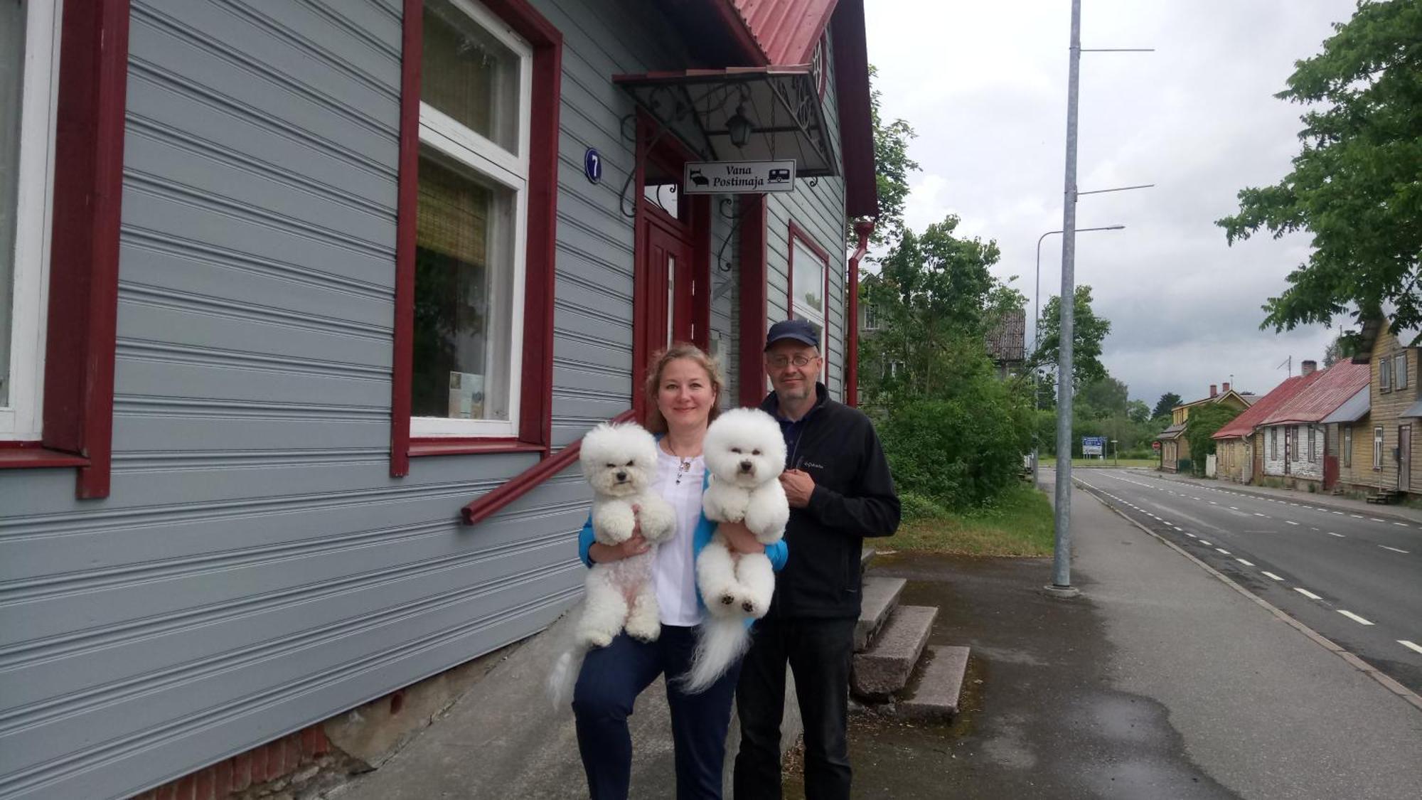 Vana Postimaja Accommodation Suure-Jaani Exteriér fotografie